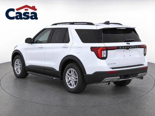 Star White Metallic Tri-Coat 2026 Ford Explorer Active