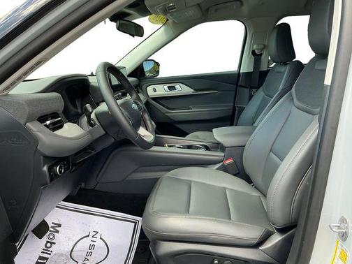Space White Metallic 2026 Ford Explorer Active