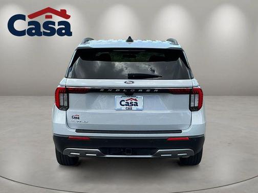 Space White Metallic 2026 Ford Explorer Active