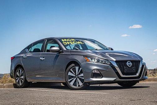 2021 Nissan Altima 2.5 SV