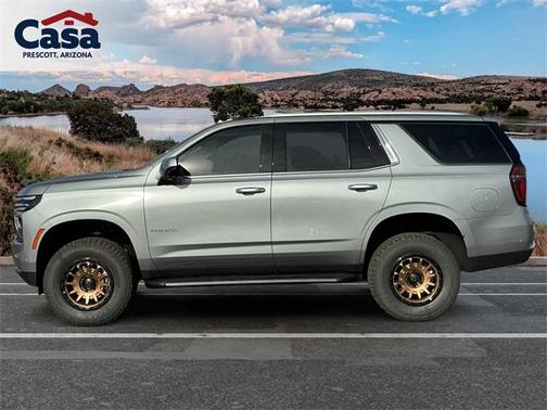 2025 Chevrolet Tahoe LS