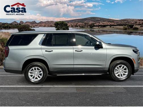 2025 Chevrolet Tahoe LS