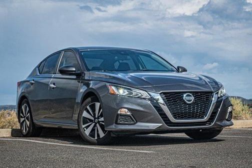 2021 Nissan Altima 2.5 SV