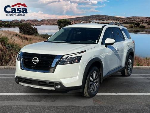 2025 Nissan Pathfinder SL 4WD