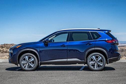 2025 Nissan Rogue SL