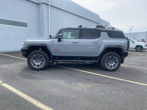 Meteorite Metallic (Grey) 2024 GMC HUMMER EV SUV 3X