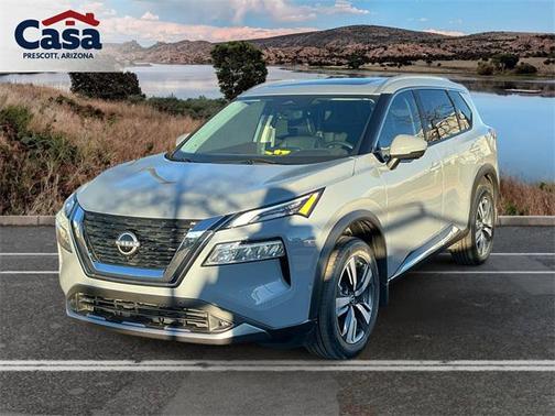 2022 Nissan Rogue SL