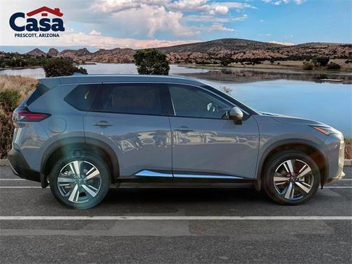 2022 Nissan Rogue SL