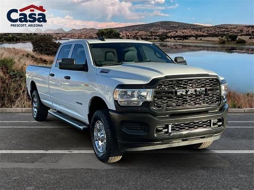 2022 RAM 2500 Tradesman Crew Cab 4x4 8' Box