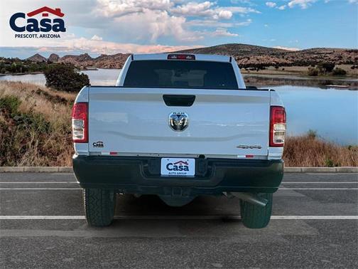 2022 RAM 2500 Tradesman Crew Cab 4x4 8' Box