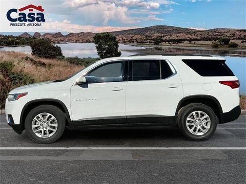 2021 Chevrolet Traverse LT Leather