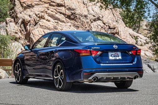 2023 Nissan Altima SR FWD