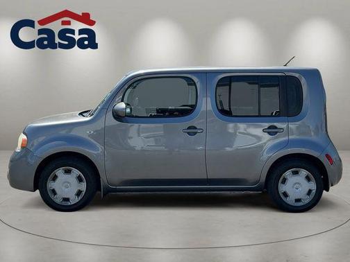 Gun Metallic 2014 Nissan Cube 1.8 S