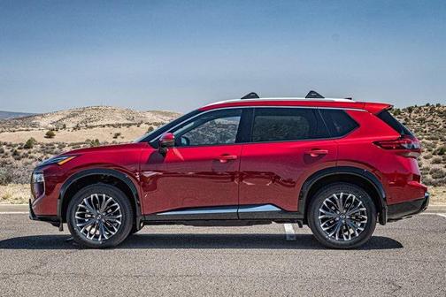 2025 Nissan Rogue Platinum