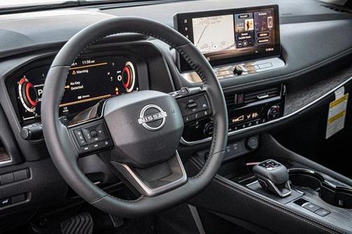 2025 Nissan Rogue Platinum