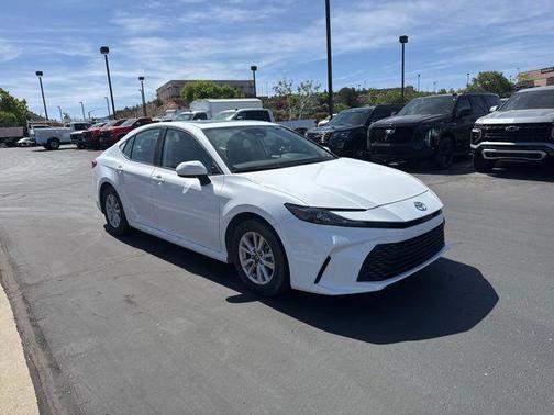 Ice Cap 2025 Toyota Camry LE
