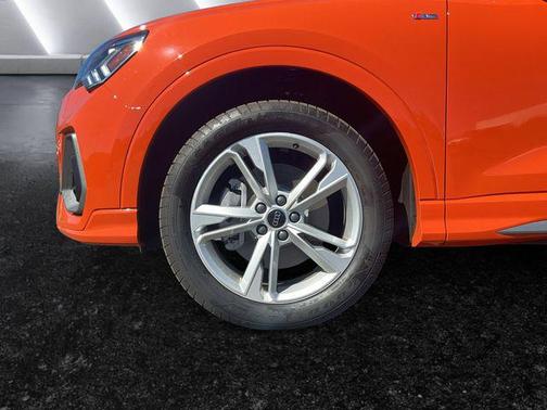 2023 Audi Q3 45 S line Premium Plus
