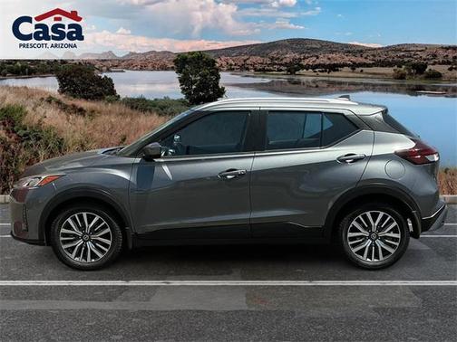2021 Nissan Kicks SV