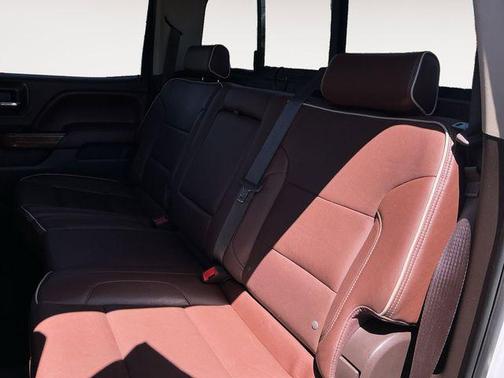 2017 Chevrolet Silverado 1500 High Country