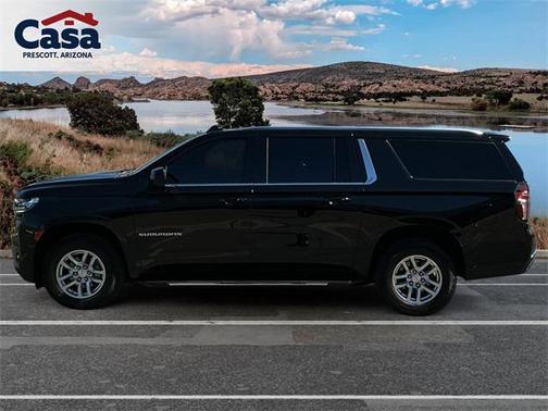 2022 Chevrolet Suburban LT