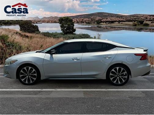2017 Nissan Maxima 3.5 SR