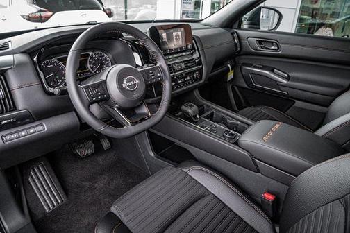 2025 Nissan Pathfinder Rock Creek 4WD