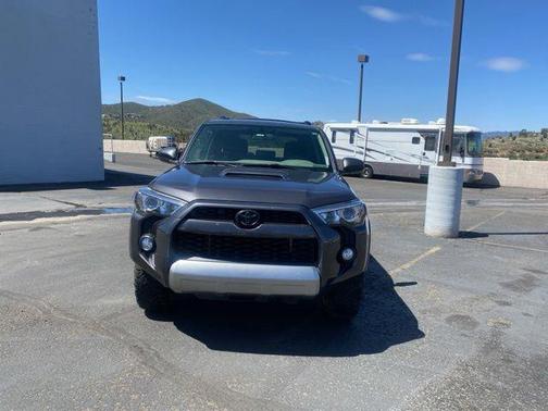 Magnetic Gray Metallic 2018 Toyota 4Runner TRD Off Road