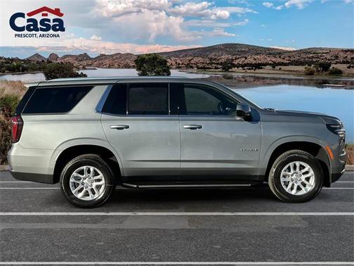 2025 Chevrolet Tahoe LS