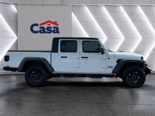 Bright White Clearcoat 2024 Jeep Gladiator Sport