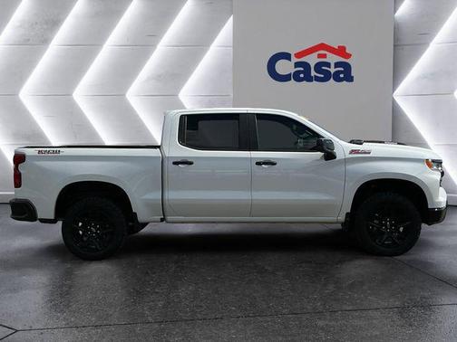 Iridescent Pearl Tricoat 2023 Chevrolet Silverado 1500 LT Trail Boss