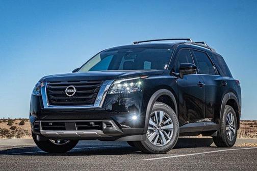 2025 Nissan Pathfinder Platinum 4WD