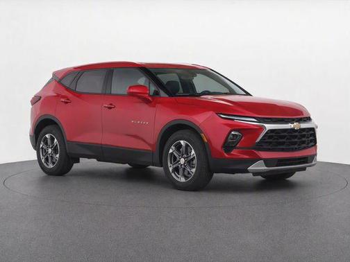 Radiant Red Tintcoat 2025 Chevrolet Blazer 2LT
