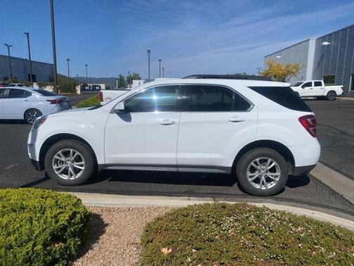 Summit White 2017 Chevrolet Equinox 1LT