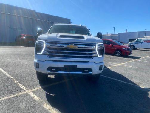Summit White 2024 Chevrolet Silverado 3500 High Country