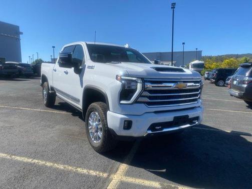 Summit White 2024 Chevrolet Silverado 3500 High Country
