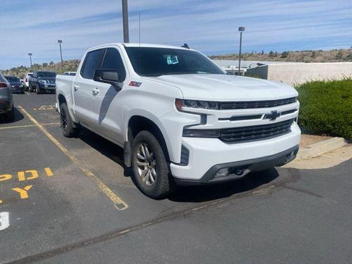 Summit White 2021 Chevrolet Silverado 1500 RST