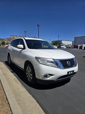 2013 Nissan Pathfinder SL