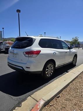 2013 Nissan Pathfinder SL