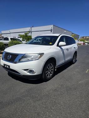 2013 Nissan Pathfinder SL