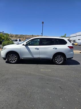 2013 Nissan Pathfinder SL