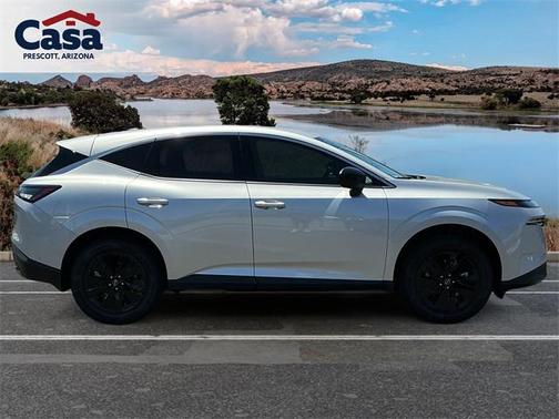 2025 Nissan Murano SV