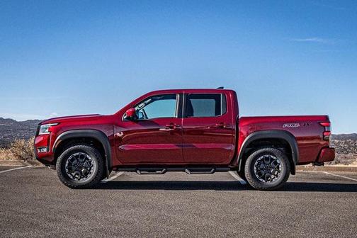 2025 Nissan Frontier PRO-4X