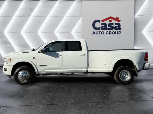 2020 RAM 3500 Laramie Crew Cab 4x4 8' Box