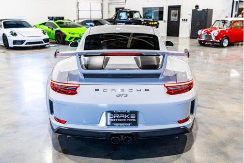 Gray 2018 Porsche 911 GT3