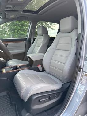 Lunar Silver Metallic 2022 Honda CR-V Hybrid Touring