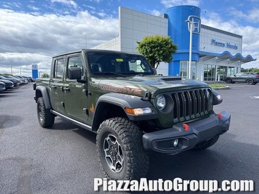 Sarge Green Clearcoat 2023 Jeep Gladiator Mojave