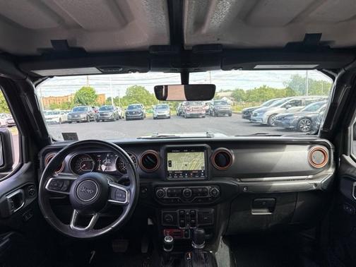 Sarge Green Clearcoat 2023 Jeep Gladiator Mojave
