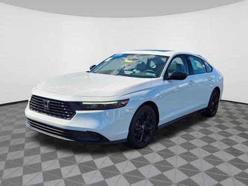 Platinum White Pearl 2025 Honda Accord SE