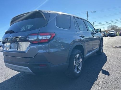 Modern Steel Metallic 2025 Honda Pilot EX-L