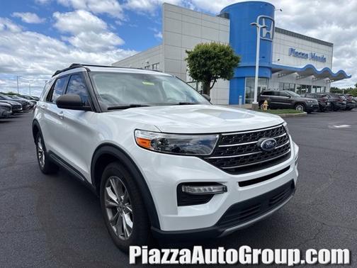 Star White Metallic Tri Coat 2021 Ford Explorer XLT